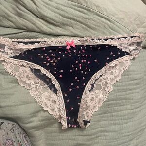 Vintage 2000s Victoria’s Secret panties  cheekini